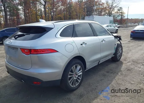 2017 Jaguar F-Pace 35T Prestige z USA, uszkodzony, nr VIN SADCK2BV2HA078964